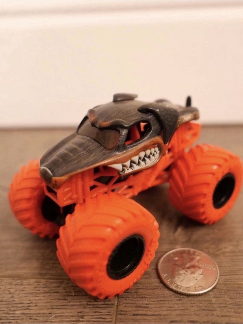 Shark-Themed Monster Truck Toy - Orange Wheels